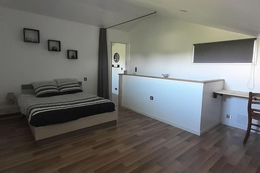Appartement 60M² -Clonas /Vareze ภายนอก รูปภาพ