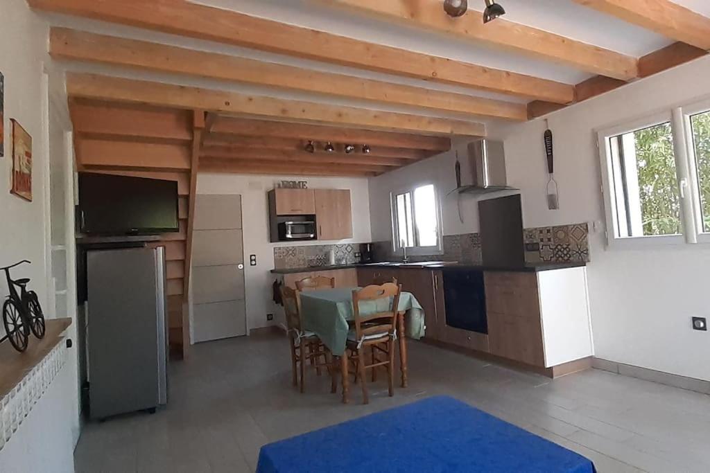 Appartement 60M² -Clonas /Vareze ภายนอก รูปภาพ